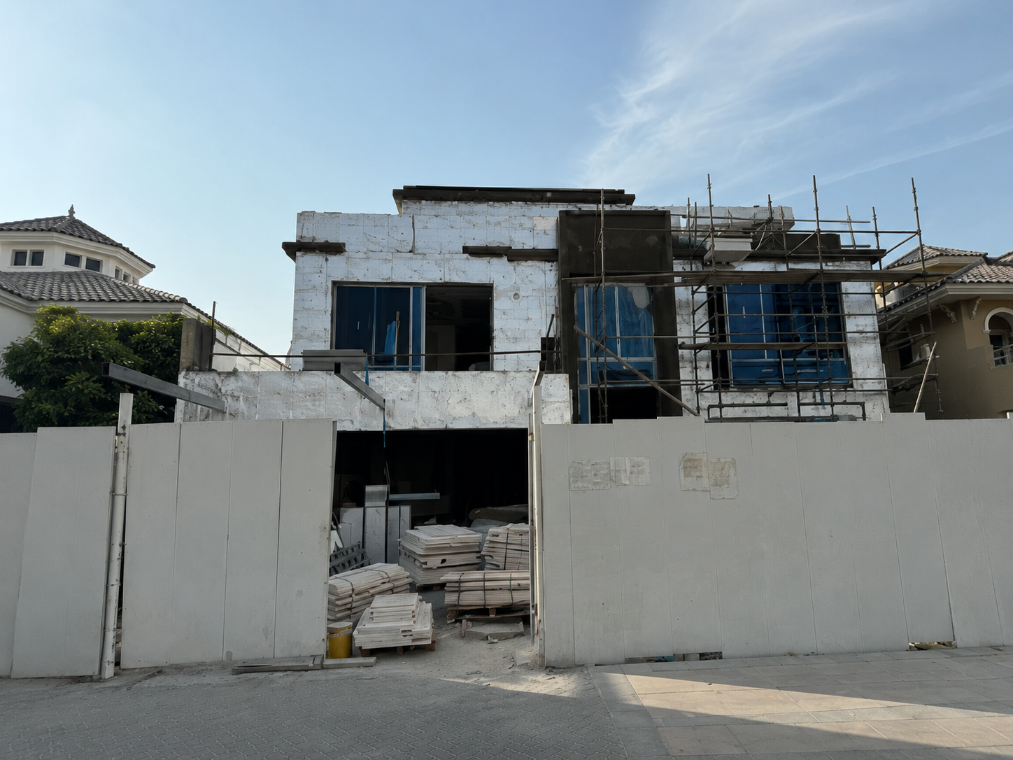 Dubai villa construction in progress with KQC site execution coordination